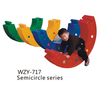 WZY-717 1-儿童塑料半月摇，滚圈